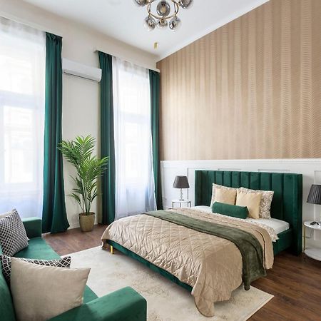 Luxurious Prestige Residence Next To The New York Cafe Budapeste Exterior foto